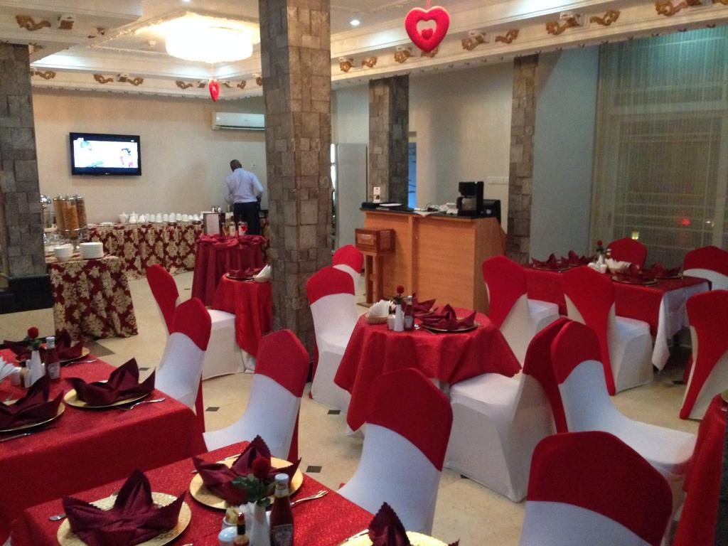Grandbee Suites Ikeja Εξωτερικό φωτογραφία